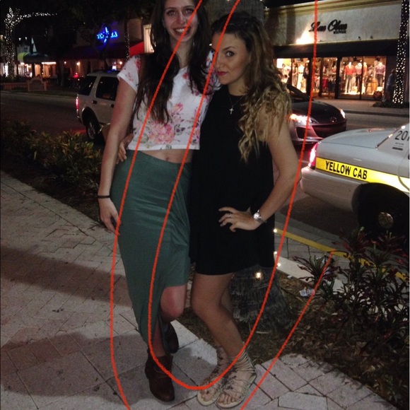 Worn once, EXCELLENT condition PeakABoo Flared Romper - Picture 1 of 16